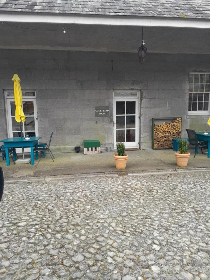 Loughcrew Courtyard House *